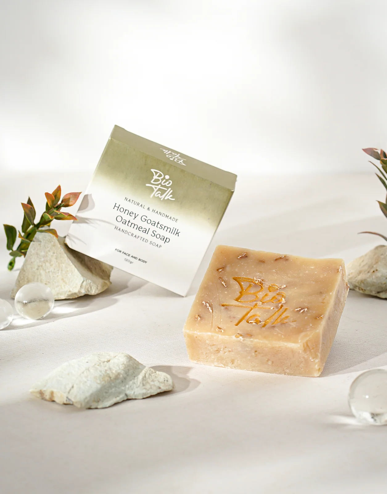 Honey Goatsmilk Oatmeal Soap - Image 3